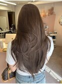 シアーベージュ×ロングハイレイヤー