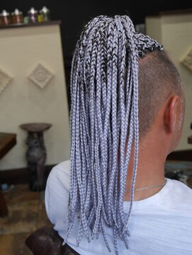 リブール(Libur) silver braids