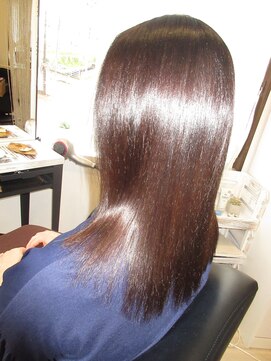 コア フィール ア デイ(COIFFURE A DAY) 【見附 今町】M3Dストレート＆カラー