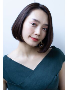 レジナヴィータ 栄(Reginavita) 【Reginavita栄】大人ストレートボブ@小野