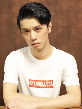 シアンデルカ(CYANDELUCCA) 大人のアップバングショート