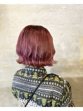アティック ヘアーデザインアンドリラクゼーション(attic hair design&relaxation) ピンクヘアー