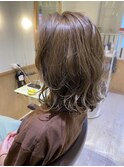 オリーブカラー ミントアッシュ×ハイライト