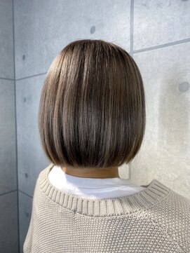 オズ デザイン マーケット(Oz Design Market) ミニボブハイトーン切りっぱなしボブ