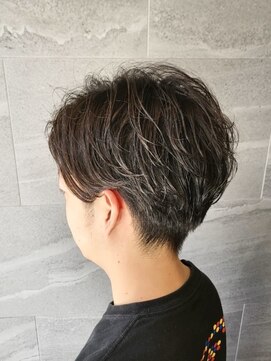 アムネシア 三軒茶屋(AMNESIA) 刈り上げ/かき上げ/簡単メンズスタイリング