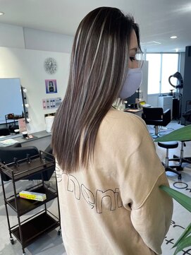 キング 枚方店(K!ng) 【枚方、高槻、梅田】ホワイトハイライト