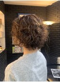 大人可愛い丸みカーリーヘア