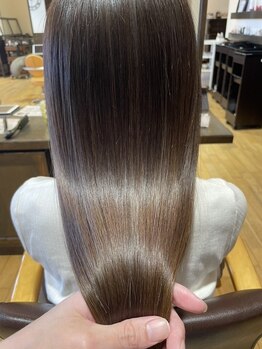 ソレイユトウキョウシブヤ(SOLEIL TOKYO shibuya)の写真/伸ばすだけじゃない！自然に仕上がる縮毛矯正でナチュラル×ストレートな理想の髪を目指して◇