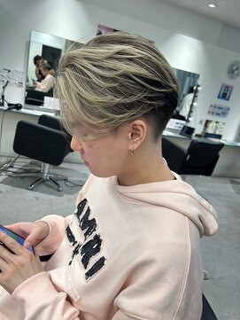 メンズサロン キング 梅田店(Men’s salon K!ng) 波巻きツイストスパイラルパーマ/フェザーパーマ/眉毛/メンズ