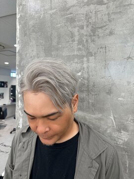 メンズサロン キング 心斎橋店(Men’s salon K!ng) 波巻きツイストスパイラルパーマ/フェザーパーマ/眉毛/メンズ