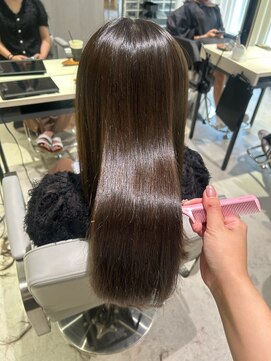 ヨキ(yoki.) オリーブベージュ*透明感カラー【髪質改善】