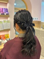 ベルタバイメルク(belta by merc.)&nbsp;ふわっとローポニー11.27黒髪