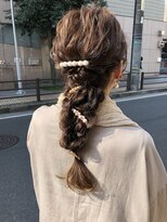 デコヘアー キートス(DECO HAIR kiitos)&nbsp;編みおろしのお呼ばれアレンジ