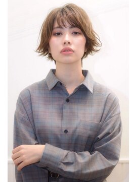 エミイ 鎌倉(eMii.) ハイライトベージュ×ショート／シブヤ