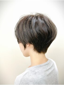 アース 上本町店(HAIR&MAKE EARTH) 20代30代大人可愛い小顔ボブ前下がりショートハイライト