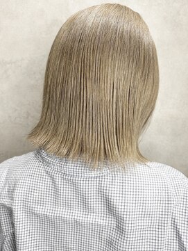 ルノン シェリー(LUNON cheliy) シルバーベージュ/ハイトーン/ケアブリーチ/ホワイティカラー