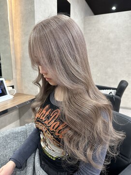 ラピス 大阪心斎橋店(Lapis) (REIYA)アッシュミルクティー/ロングエクステ