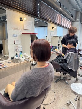 コワファーストナガサキシャンプーボーイ(COIFF1RST NAGASAKI SHAMPOO BOY) まるみボブ ショートボブ ワイドバングショートボブ 長崎浜の町