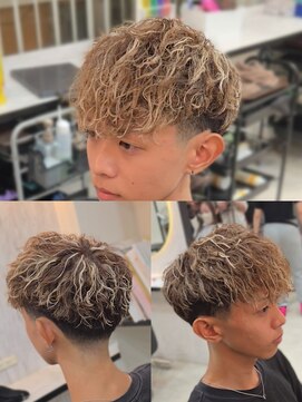 スペインカール/テーパーフェード/メッシュ