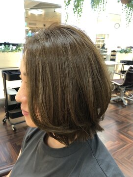 フィックスアップ 銀座(FIX-UP GINZA) レイヤーボブ