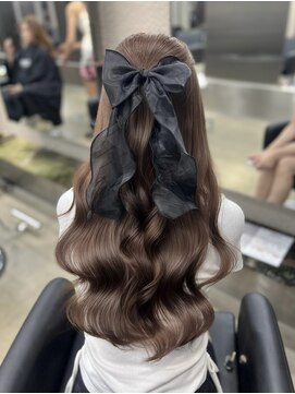 ペレ 栄 アネックス(PELE栄ANNEX) イメチェン/ホワイトブロンド/外ハネボブ/美髪/栄