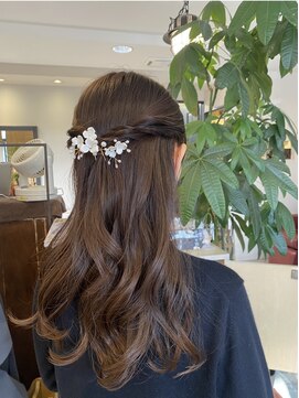 ヘアーアンドスパ エンジェイ(HAIR＆SPA enj) ハーフアップ