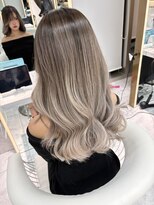 ロンドルピナス 小倉(Lond Lupinus) ミディアムレイヤーカット/似合わせカット/大人ガーリー/20代