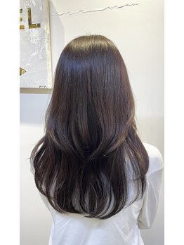 ヘアアンドヘッドスパ エリー(hair&headspa elly)の写真/頭皮から毛先までしなやかでツヤのある髪質改善サロン♪髪の状態が良いとヘアスタイルも乾かすだけでOK