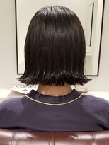 インビテーション(invitation) タイトな黒髪外はねボブ♪