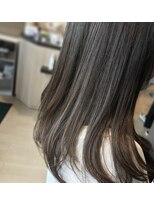 ヘアーアンドメイク ピース(HAIR&MAKE peace) 寒色系グラデーション