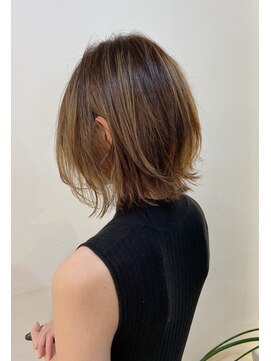 ラシカ(Lacica) 【Lacicaラシカ】 ネオウルフ×ボブ