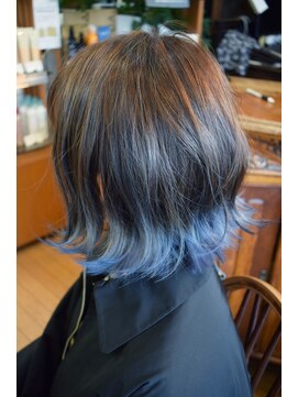 ベル(BELL) 毛先にブルーシルバーが可愛い☆【BELL桜新町/用賀】