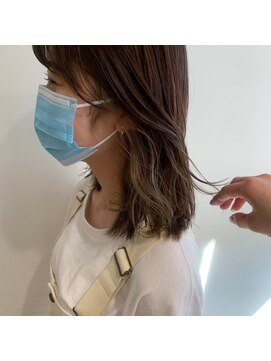 エミィ(emme) 【emme×笹川】インナーカラー×ベージュ