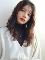 スクエアウーノ 博多(SQUARE＊UNO HAKATA)&nbsp;ウェーブヘア　ロングレイヤー　シースルーバング