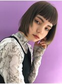 レイヤーボブ　オン眉ニュアンスボブ　ポイントハイライト