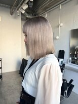 ティム(tim)&nbsp;シルバーグレージュカラー