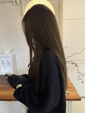 ライン(LINE) オリーブグレージュ/髪質改善カラー