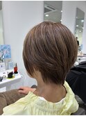 襟足スッキリショートボブ