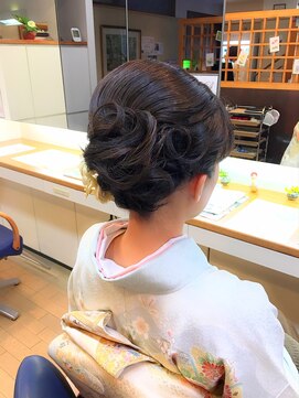 あだち美容室 宮の森店 【訪問着の結婚式・お宮参り・お茶会】着物ヘアセットアレンジ