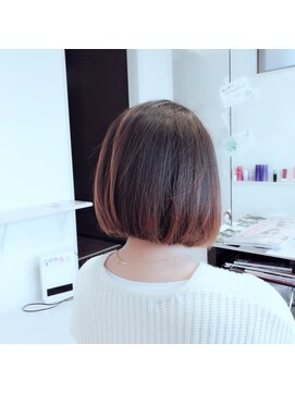 トータルビューティサロン シェリ(total beauty salon cheri) 前下がりボブ