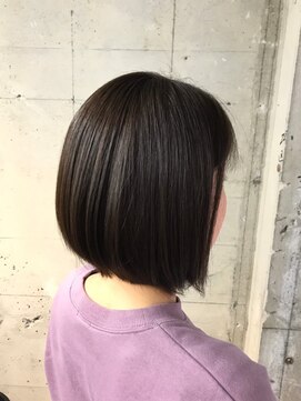 オッソ(OSSO) ミニボブ_毛先パーマことりベージュ