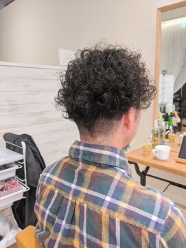 ベル 東十条(Belu) ハードスタイル【スパイラルパーマ】で人とは違う個性を☆彡