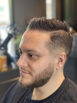 リバティ(LIBERTY) 20代30代40代★ビジネスマン王道清潔感フェードスタイル