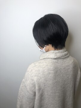 ゼンドットカラスマ(Zen.karasuma) レイヤーボブ×ダークブラウン×ばっさりカット