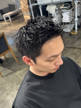 ザ オーダー(THE ORDER) スパイキーショートツイストスパイラルパーマ波巻きスパイラル