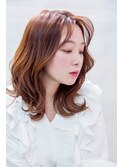 ガーリー[前髪アンブレラカラーこなれミディ]