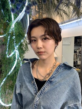 アンダーカレント(undercurrent) ショートパーマ