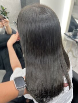 アルドーレフィエロ シンサイバシ(Ardore fiero shinsaibashi) 話題のブリーチなしカラー☆オリーブグレージュ