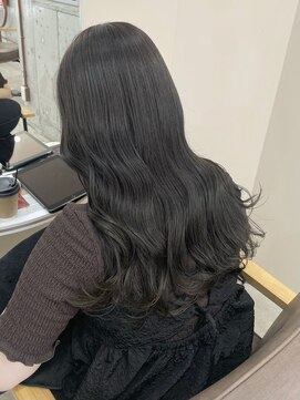 ノイ(noii) オリーブグレージュ/透明感カラー/韓国ヘア/グレージュ/伏見/栄