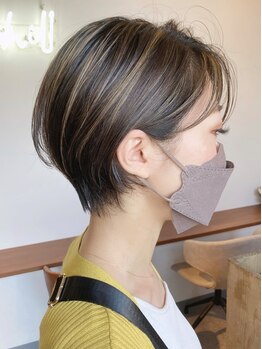 チル(chill)の写真/【差が付くカット技術】骨格や髪質を見極め扱いやすく似合うショートをご提案◎乾かすだけで可愛いが完成♪